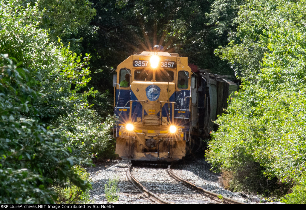 Southbound NECR 608